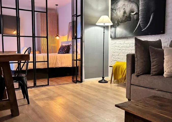 Bright & Sweet Unit In The Heart Of Polanco. Mexico City